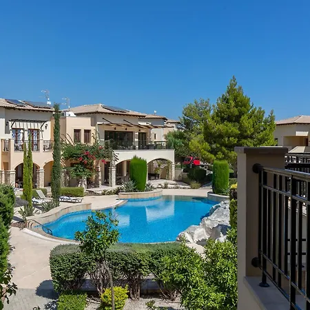 1 Bedroom Pyrgos With Beautiful Sea And Sunset Views, Aphrodite Hills 公寓 *