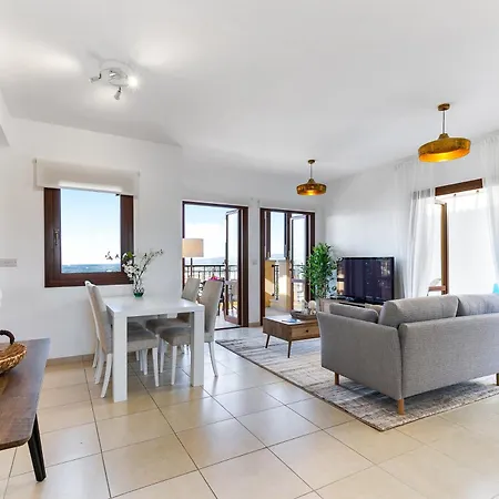 Apartman 1 Bedroom Pyrgos With Beautiful Sea And Sunset Views, Aphrodite Hills Kúklia