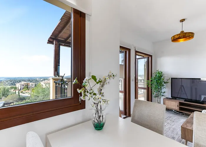 1 Bedroom Pyrgos With Beautiful Sea And Sunset Views, Aphrodite Hills Lägenhet Kouklia